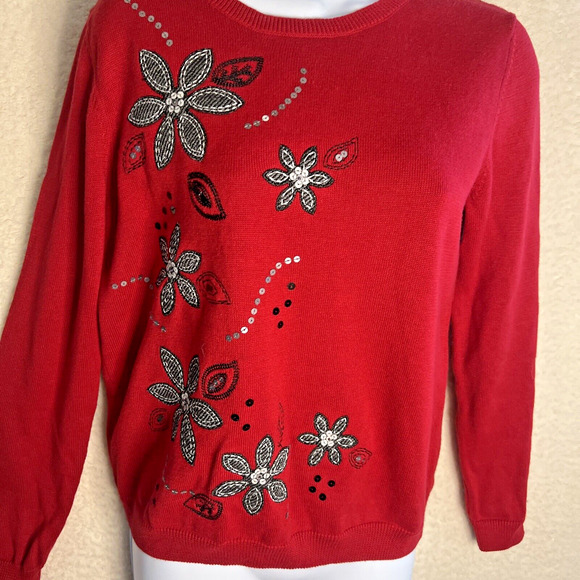 Alfred Dunner Womens Pullover Sweater Red /Black sequin Floral Embroidered PS - Picture 2 of 7